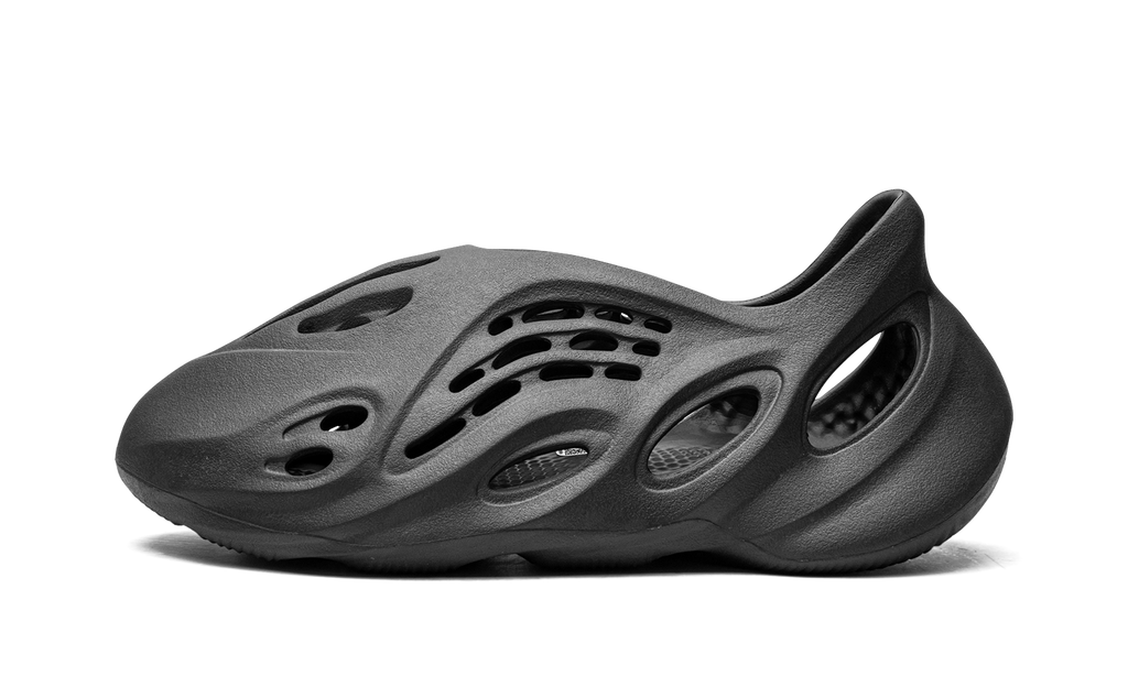 Yeezy Foam Runner "Onyx" HP8739
