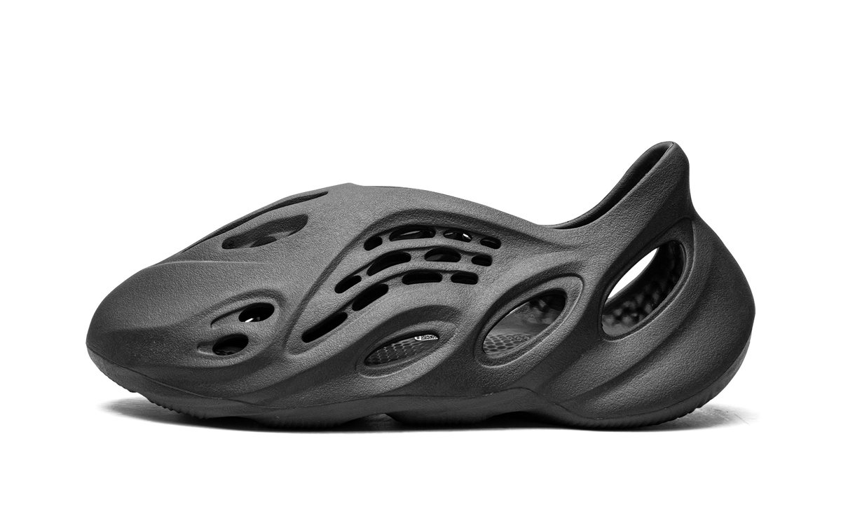 Yeezy Foam Runner "Onyx" HP8739