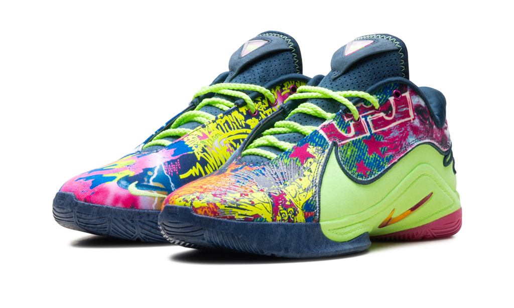 Nike LeBron 22 "Bryce's World" HV8451 400