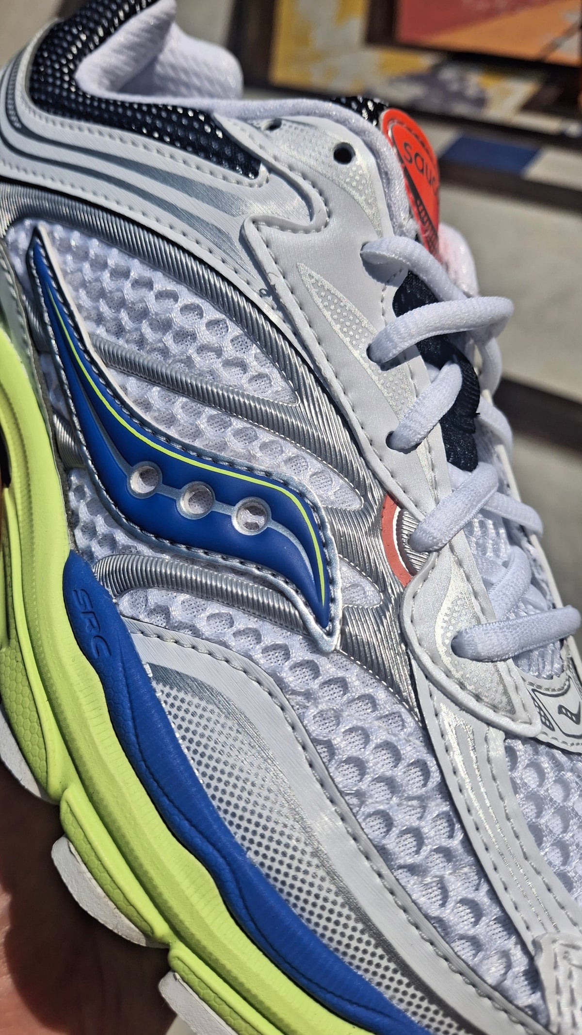 Saucony Progrid Omni 9 OG 'White Tart'