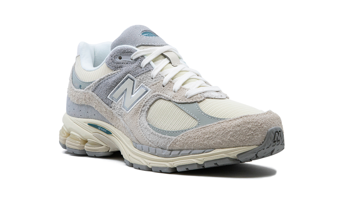 New Balance 2002R "LINEN" M2002REK