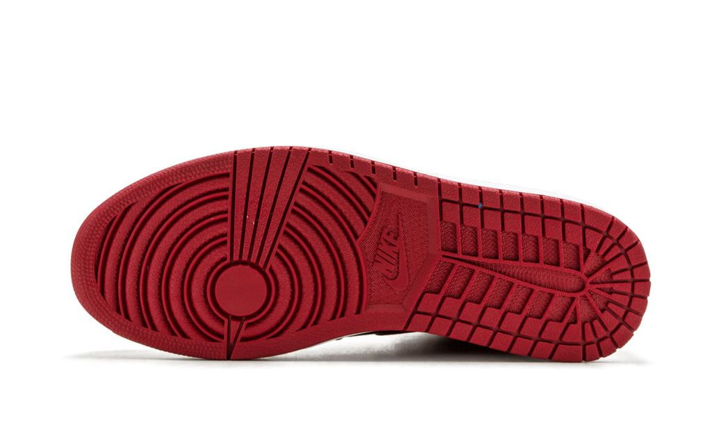 Air Jordan 1 Retro High OG SE "Satin Banned" 917359 001