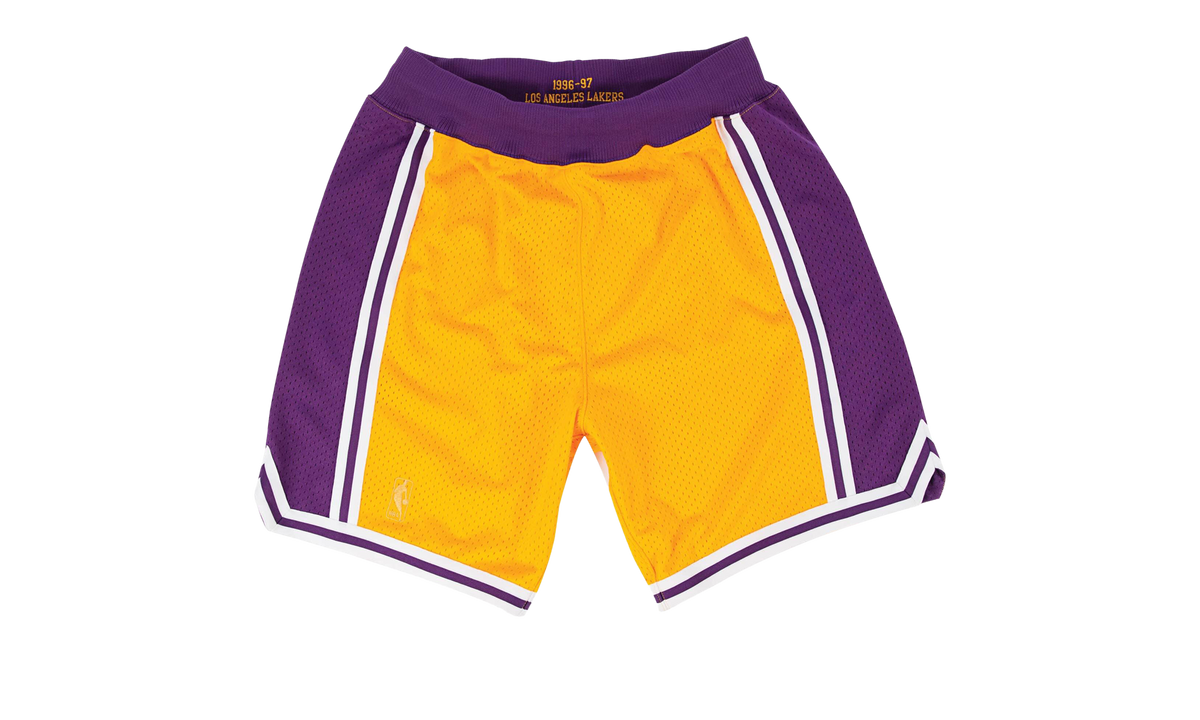 Mitchell & Ness Authentic Short "NBA Los Angeles Lakers Home 1996-97" ASHRGS18121 LALLTGD96