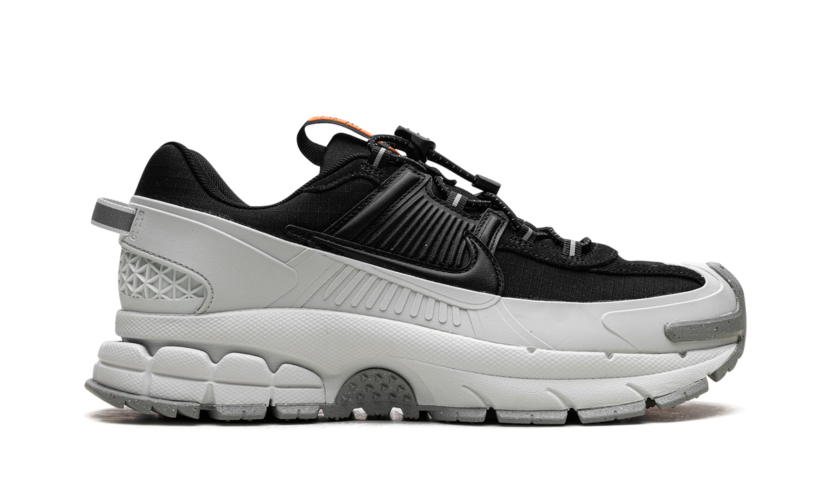 Nike Zoom Vomero 5 Roam "Black Light Silver" FV2295 001