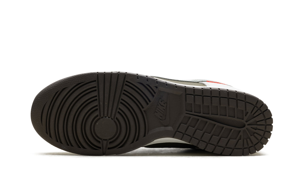 Nike Dunk Low Retro "Year of the Snake (2025)" HV5980 231