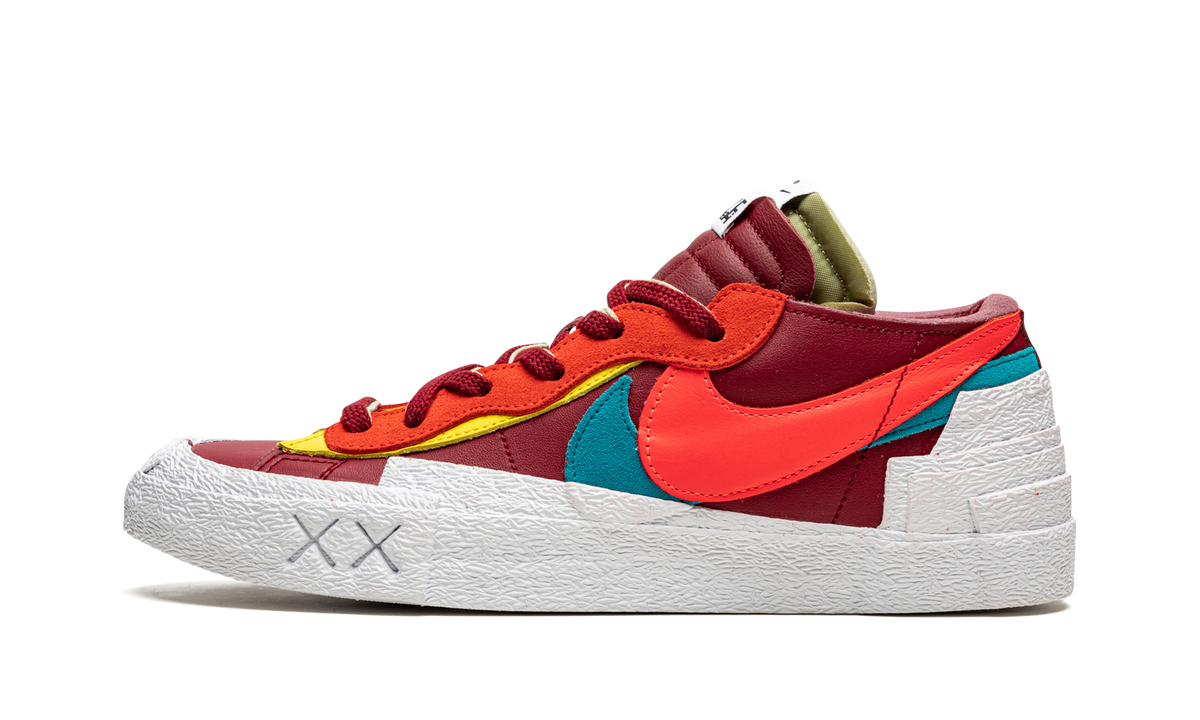 Nike Blazer Low "Sacai - Kaws Red" DM7901 600