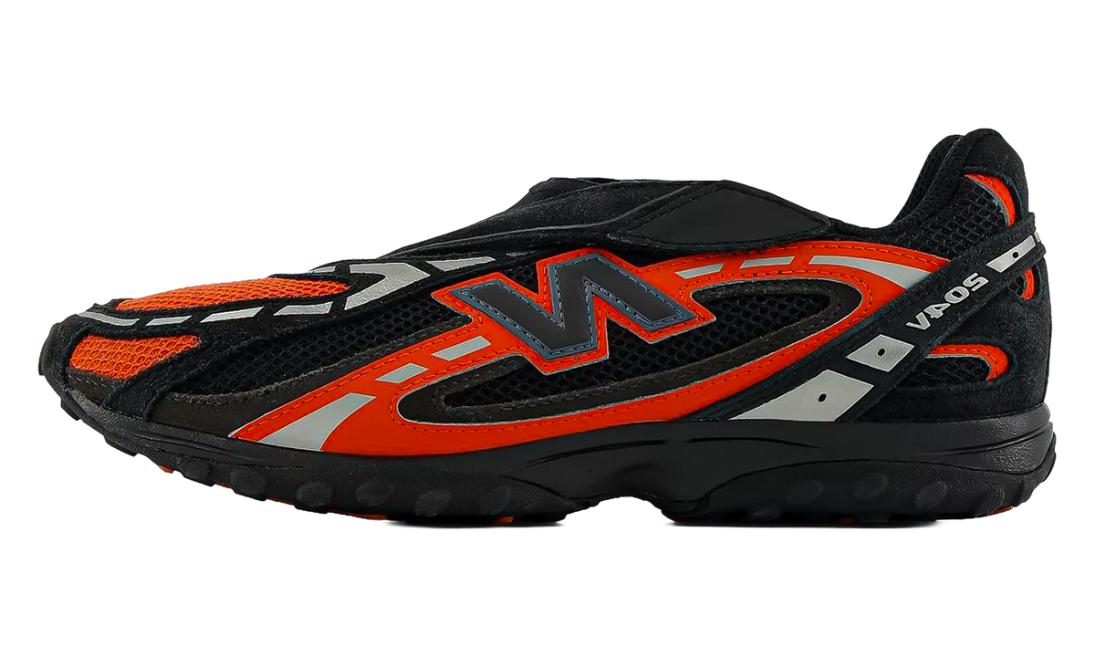 New Balance 204V "Neo Flame Black" U204VMCV