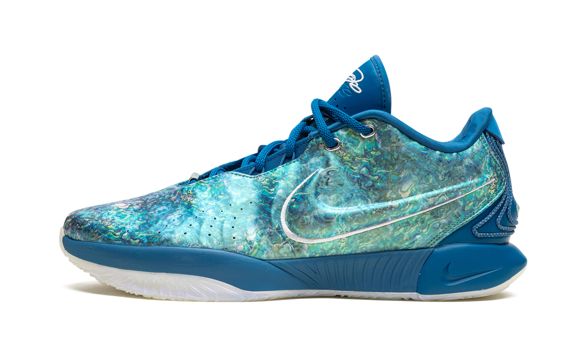 Nike LeBron 21 "Abalone" FN0708 400