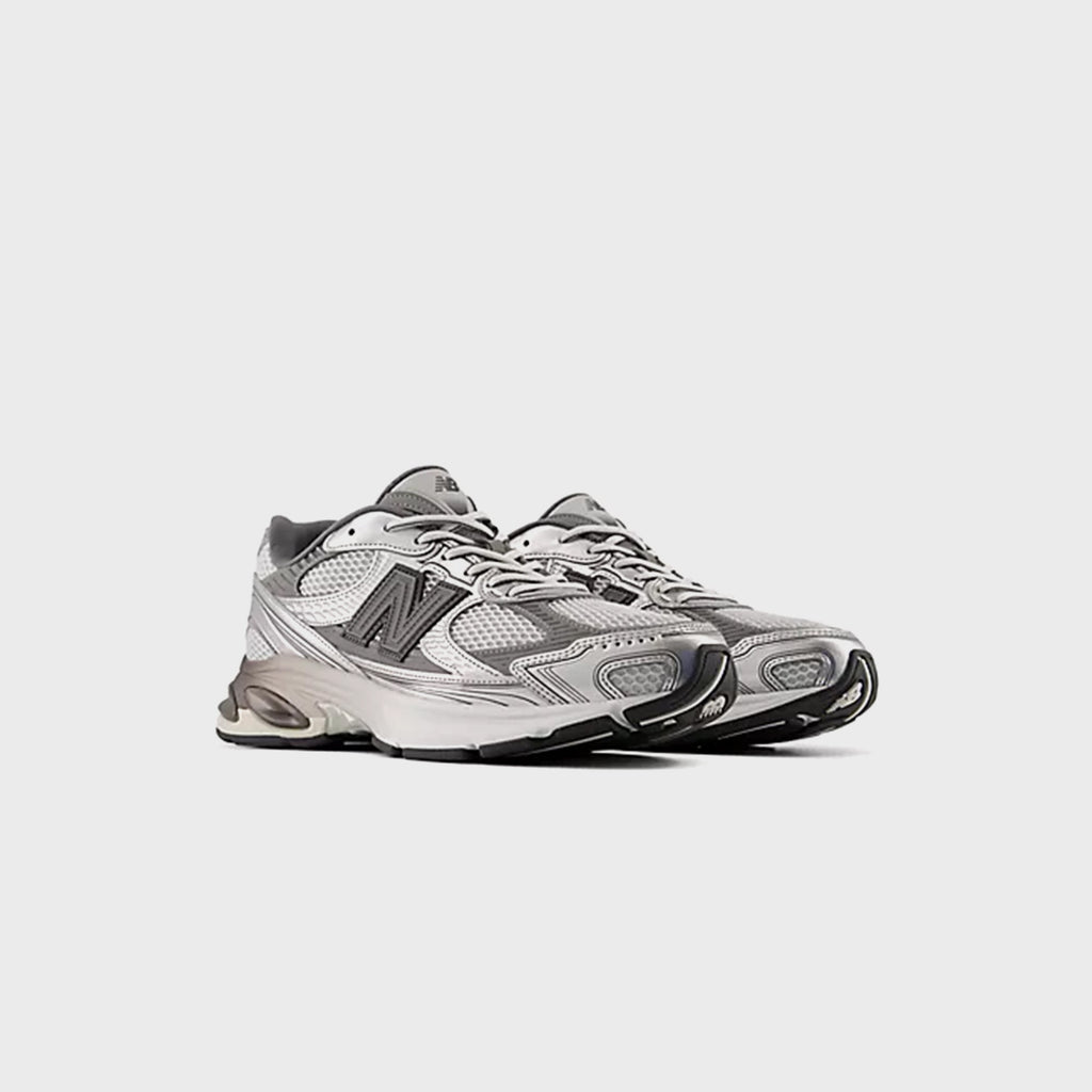 New Balance 2010 - Black / Metallic Silver / Grey