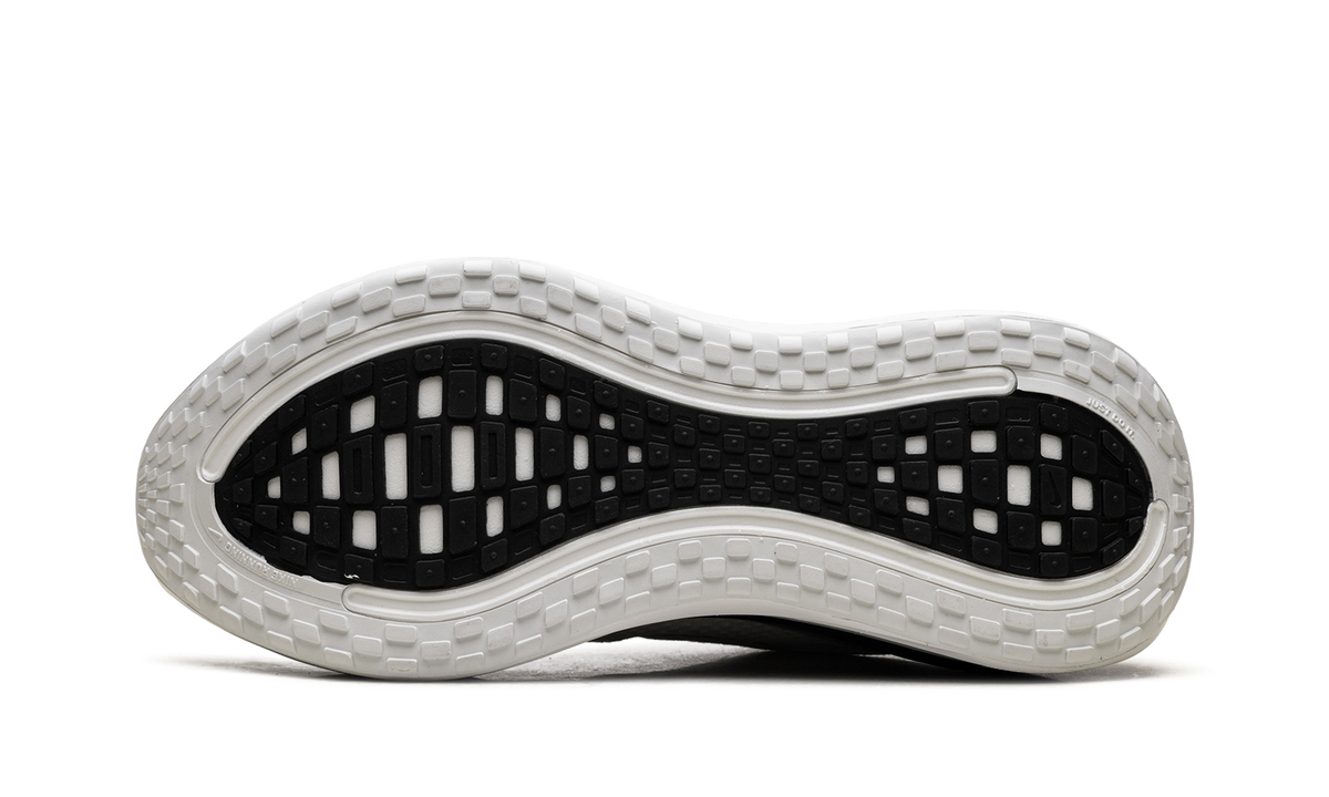 Nike Vomero Plus "White Black Cool Grey" II7181 102