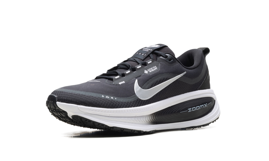 Nike Vomero 18 Gore-Tex "Black White Metallic Silver" HQ7001 002