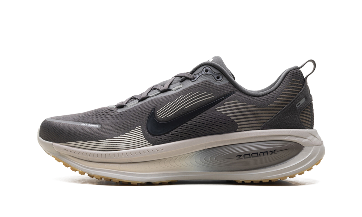 Nike Vomero 18 "Medium Ash College Grey" HM6803 215