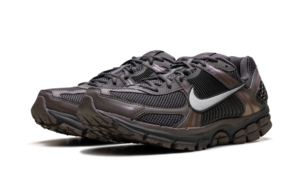 Nike Zoom Vomero 5 "Cave Stone" HF5493 201