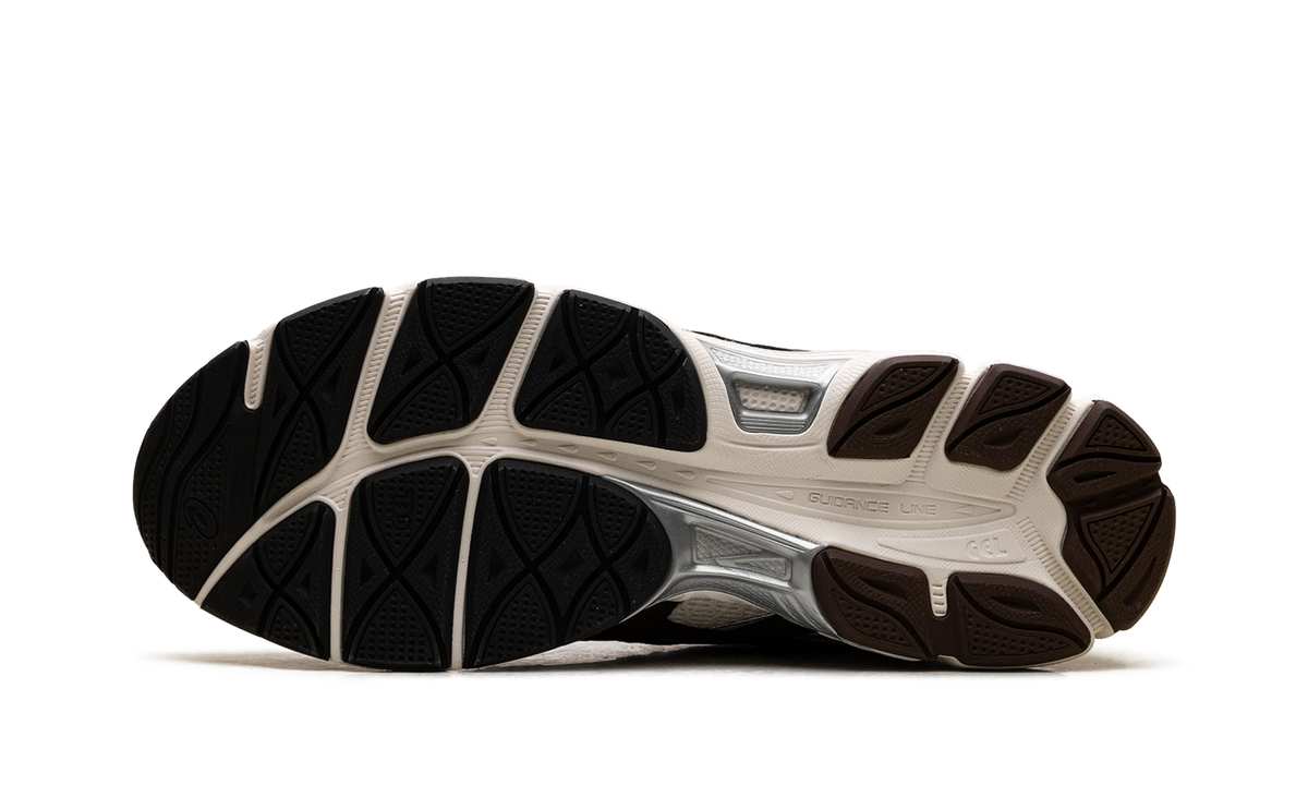 ASICS GEL-Cumulus 16 "Earls Collection" 1203B053 200