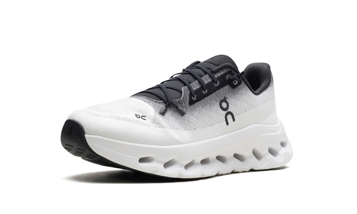 On Running Cloudtilt "Black | Ivory" 3ME10101430