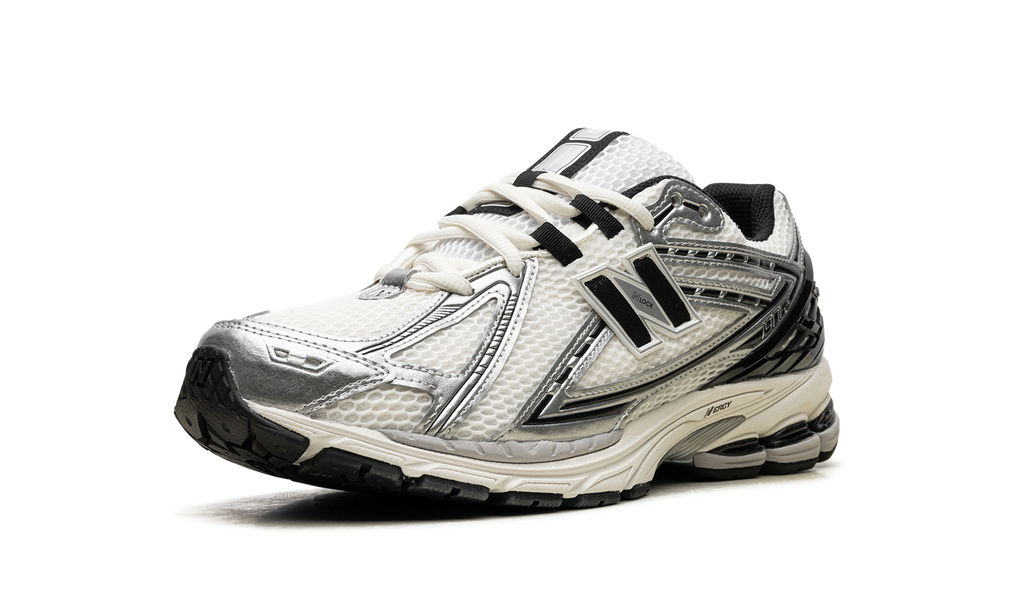 New Balance M1906 "METALLIC SILVER" M1906RER