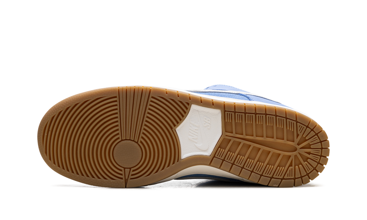Nike SB Dunk Low Pro "University Blue Gum" FJ1674 401