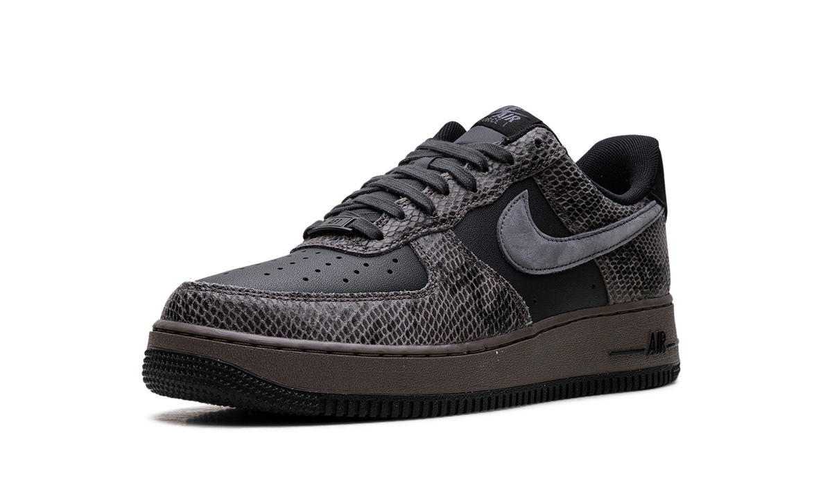 Nike Air Force 1 Low "Off Noir Snakeskin" HF2898 001