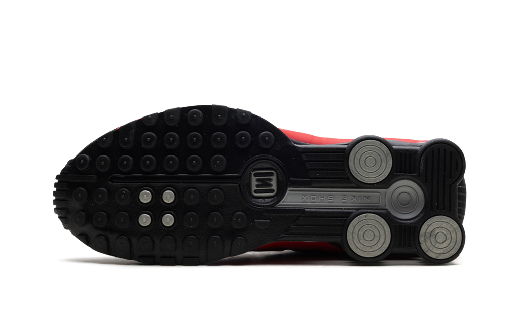 Nike Shox R4 "University Red Black" HQ1988 600