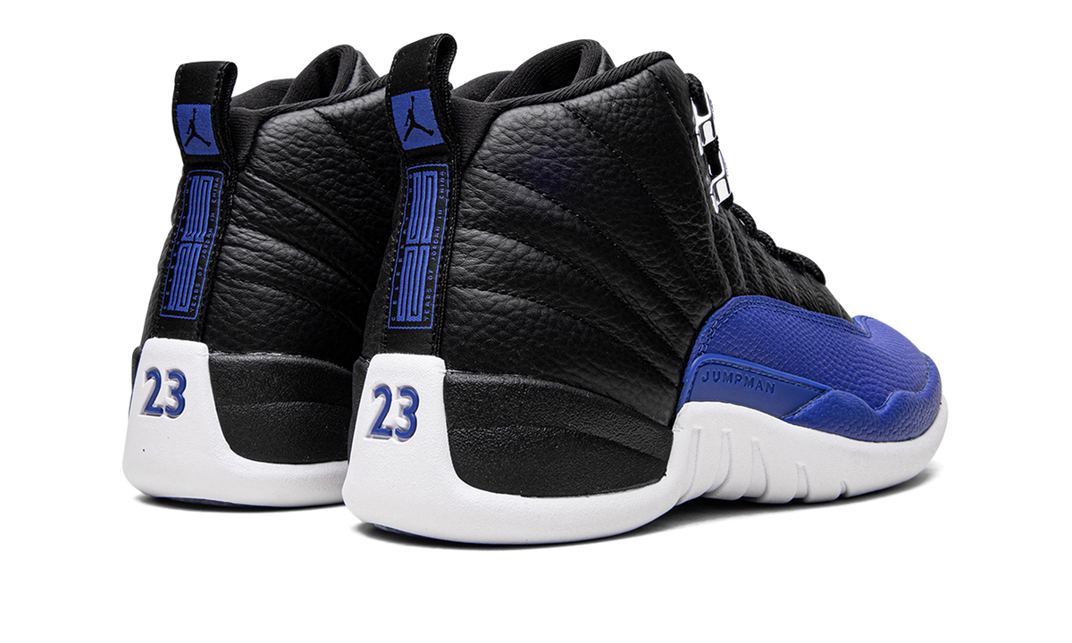 AIR JORDAN 12 WMNS "Hyper Royal" AO6068 004