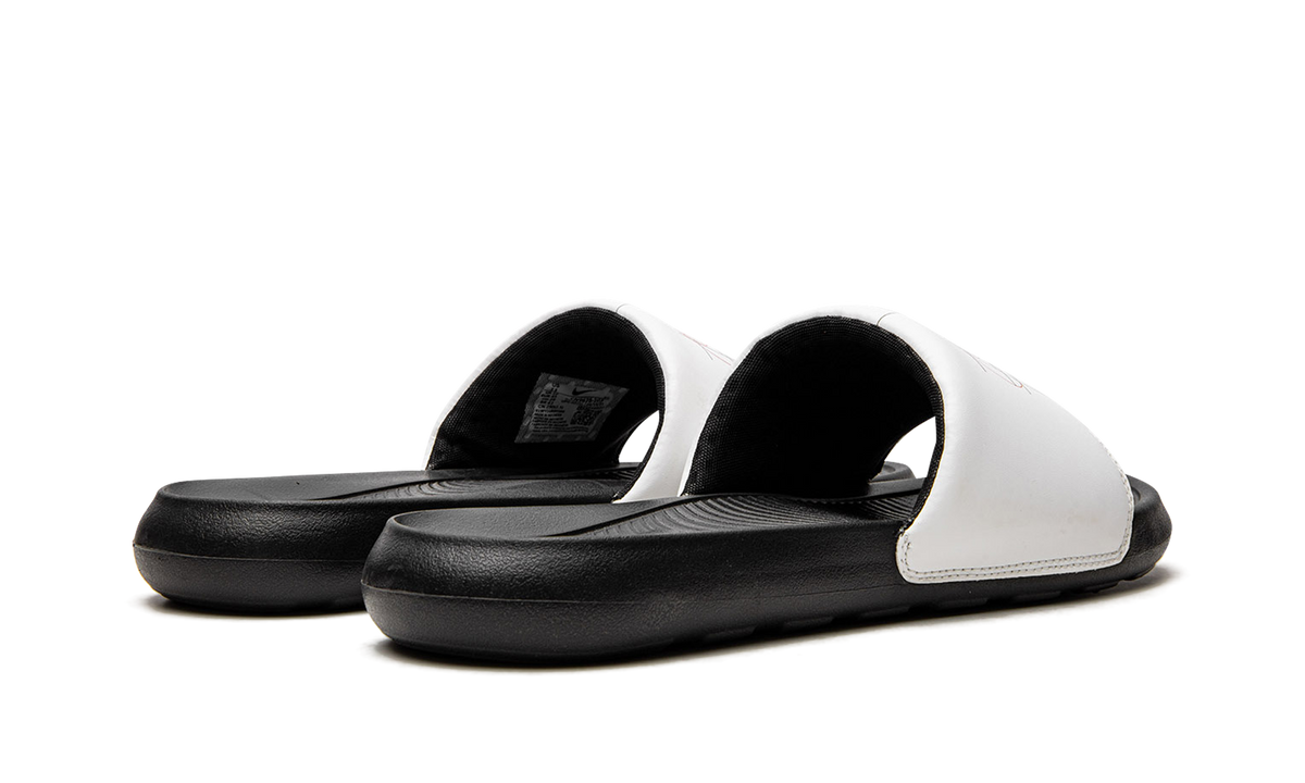 Nike Victori One Slide "White Metallic Gold" CN9678 103