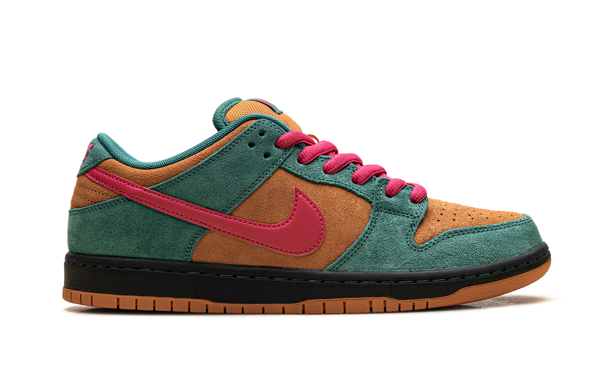 Nike SB Dunk Low Pro "Green Noise Watermelon" HQ1625 301