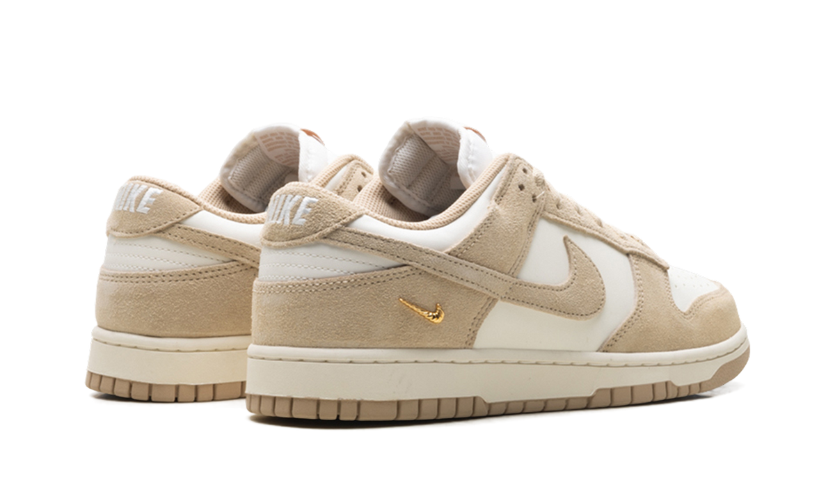 Nike Dunk Low WMNS "Sail White Metallic Gold" IO4244 101
