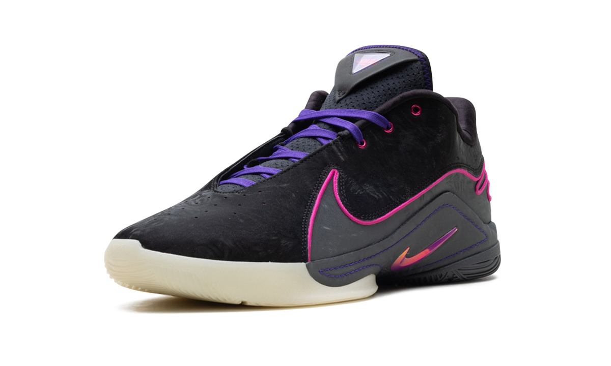 Nike LeBron 22 "Blacklight" FZ1094 001