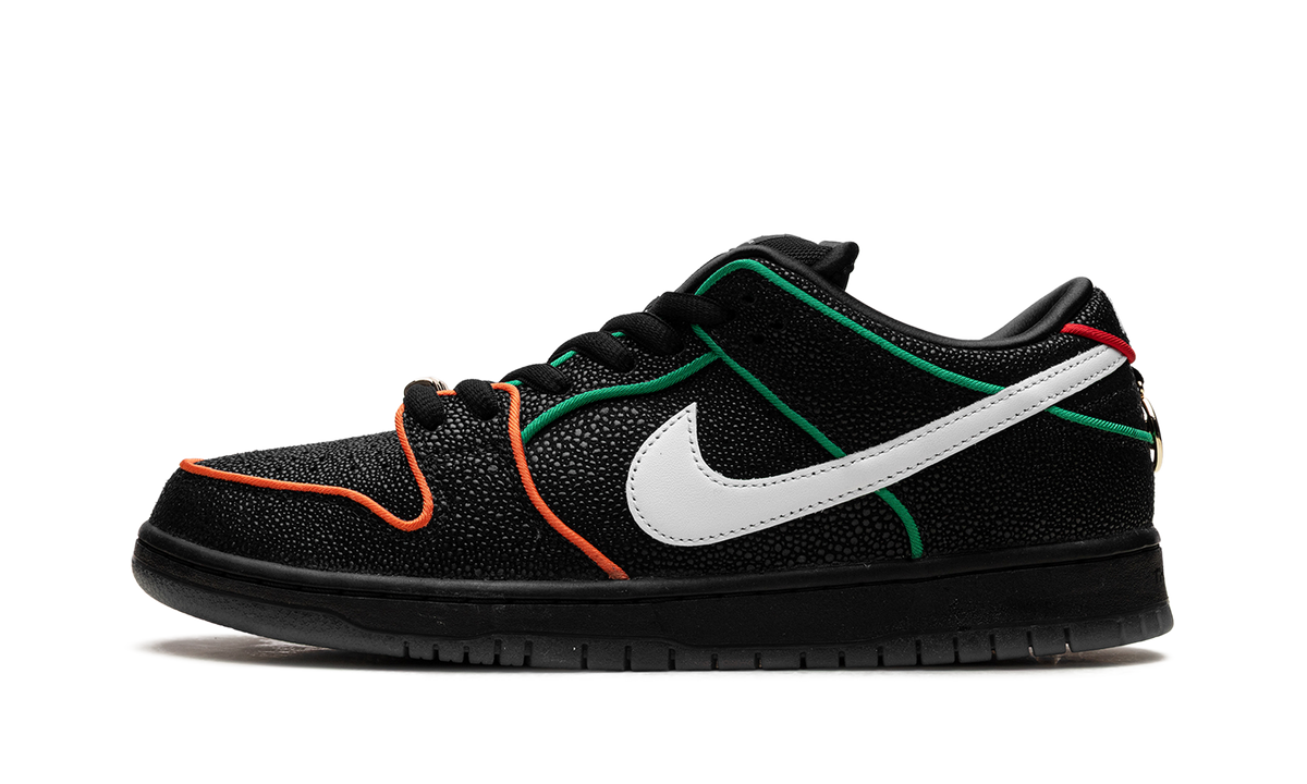 Nike SB Dunk Low "Bronx Girls Skate" HV1664 001