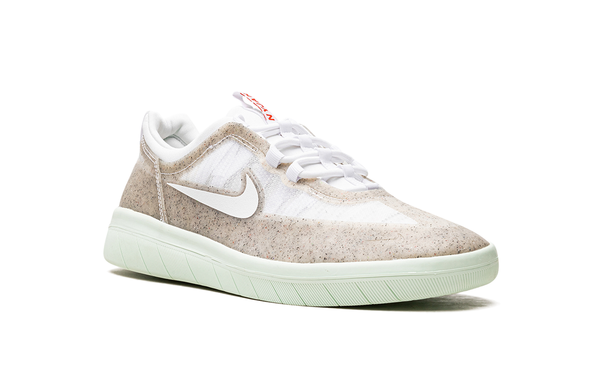 Nike Nyjah Free 2 SB "White Barely Green" DM7282 100