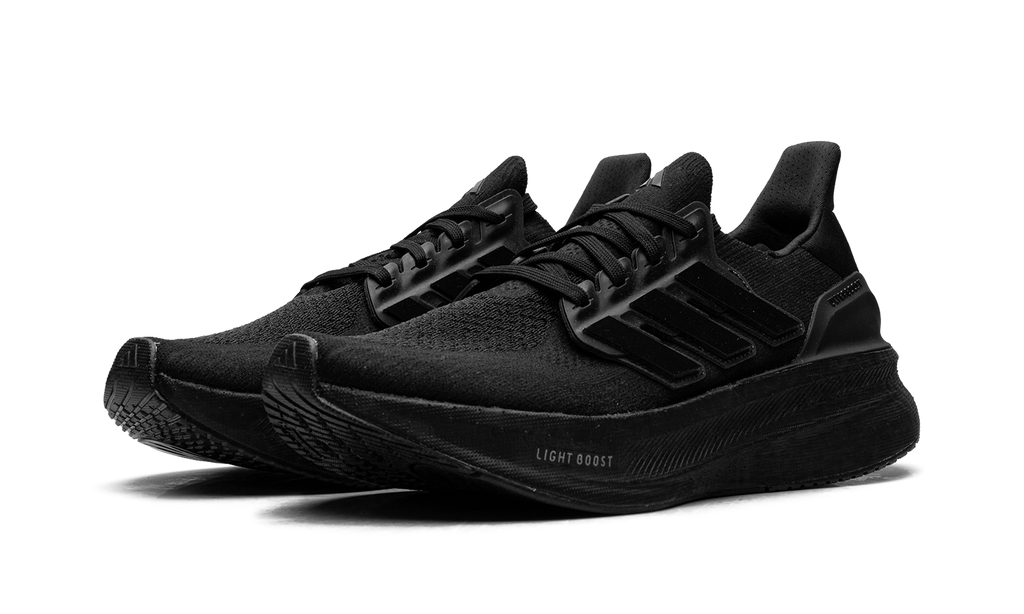 Adidas Ultraboost 5 WMNS "TRIPLE BLACK" ID8847