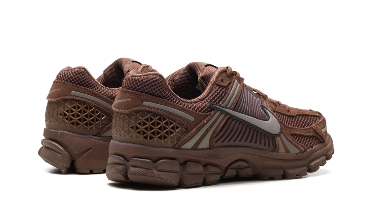 Nike Zoom Vomero 5 WMNS "Fauna Brown Velvet Brown" HQ0458 201